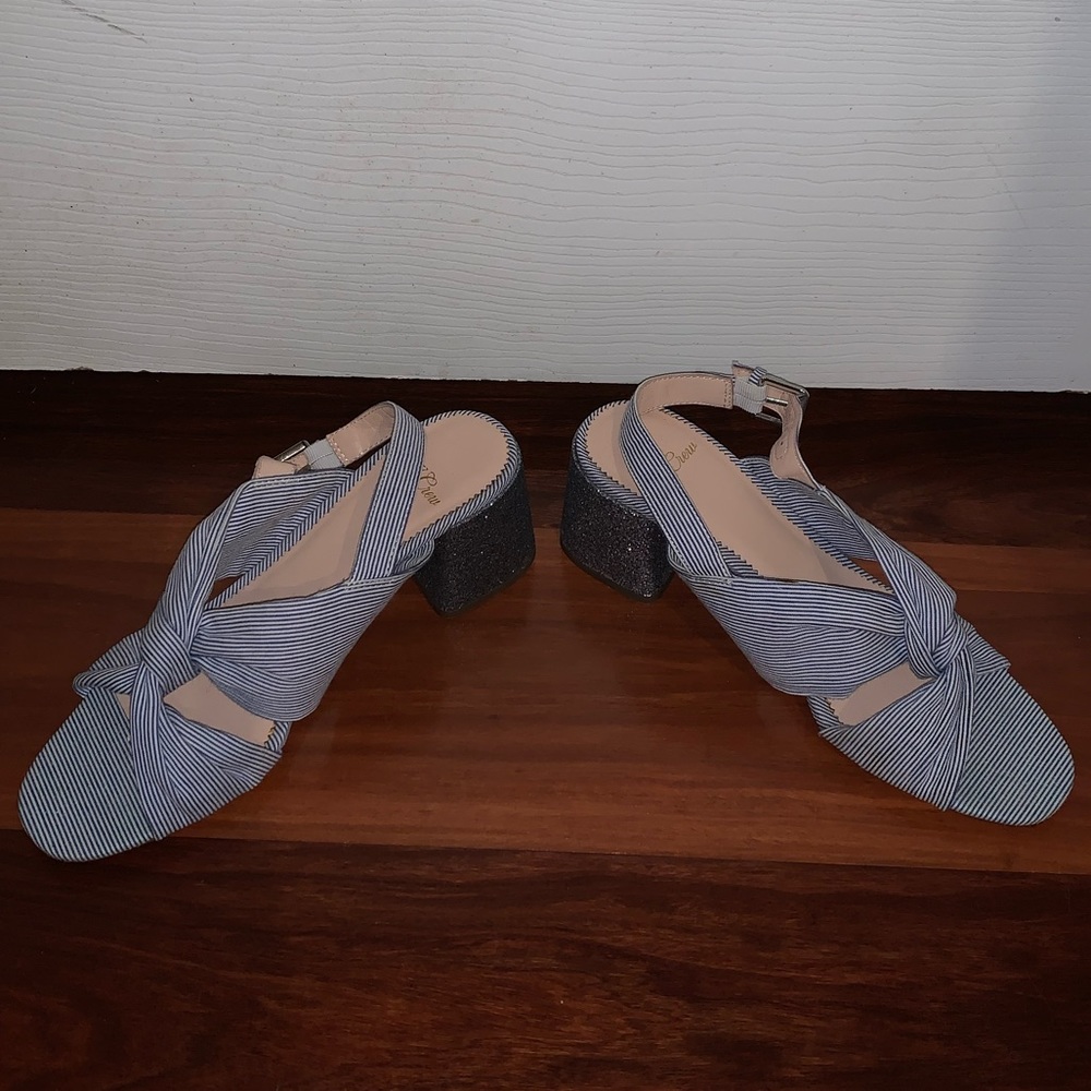 Chunky Heel - Picture 11 of 11